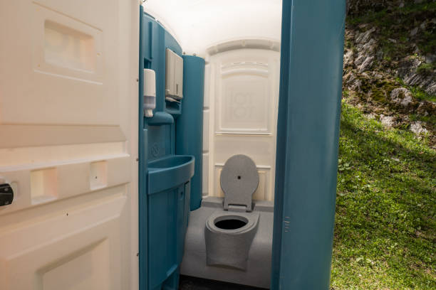 Best Porta potty delivery and setup  in Rlborough, MA